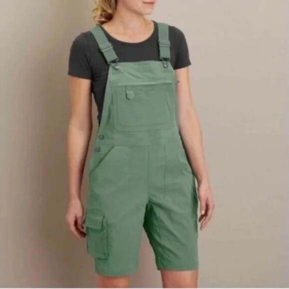 Womens Duluth heirloom gardening shortalls size medium in green(fir) - Picture 1 of 3